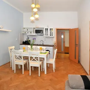 Apartment Vinohrady Ii