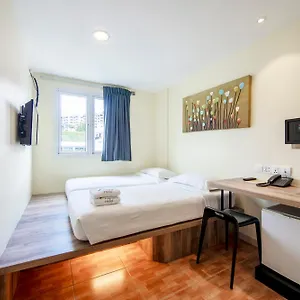 https://fragrance-hotel-balestier.singapore-best-hotels.net