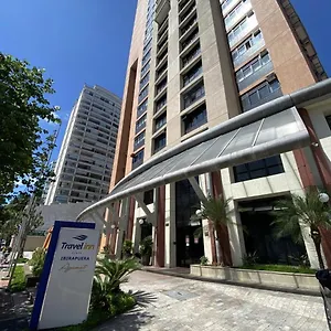 https://flat-borges-lagoa-ibirapuera-com-garagem-912.topsaopaulohotels.com