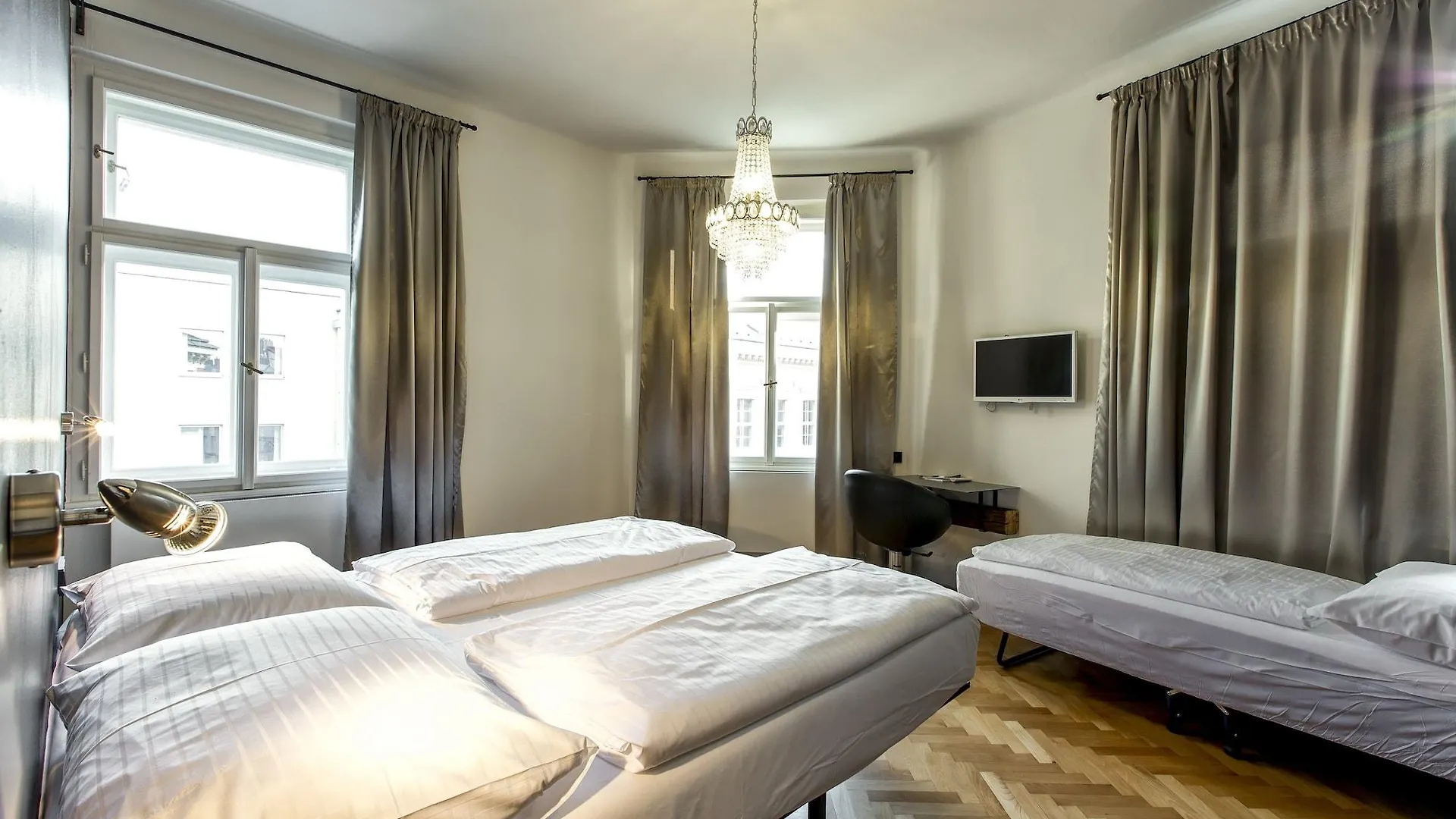 Sophie'S Hostel Prague Czech Republic